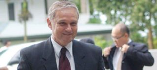 Expect Economic Growth: Whiteside