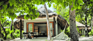 Classic ‘High-Tea’ Tradition Comes To Castaway Island
