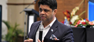 A-G: Businesses Must Do More Digitally