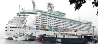 Rain Fails To Dampen Tourists’ Enthusiasm To Visit Suva
