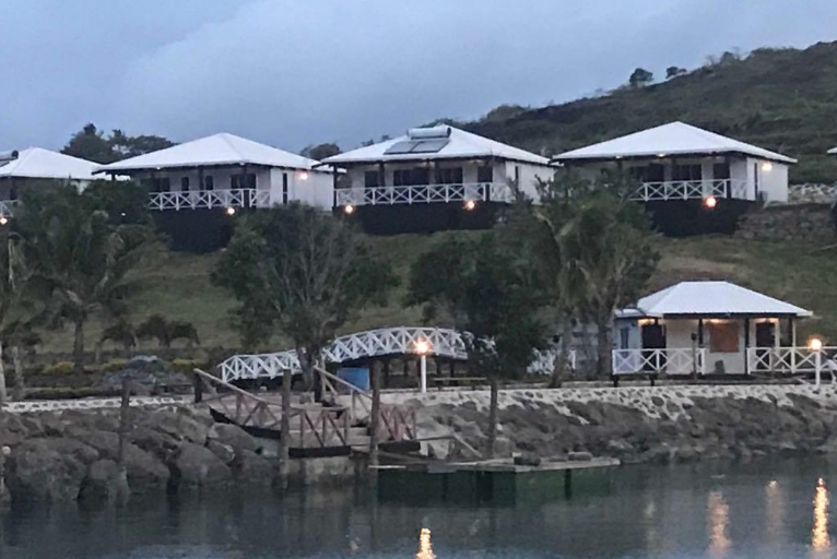 Couple Build Resort In Ra