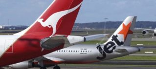 Qantas and Jetstar to swap paper boarding passes for digital model
