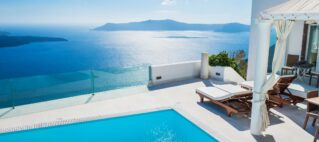 Expect More Layoffs in Tourism Industry