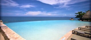 Tourism Support for Government’s ‘No Jab No Job’ Requirement