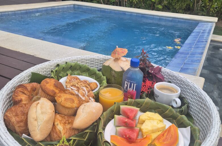 Tambua Sands Introduces New Floating Breakfast Experience